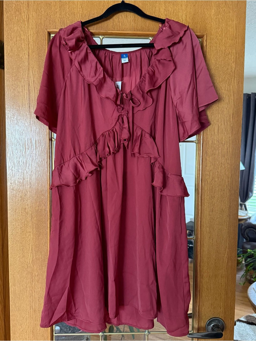 Old Navy Ruffle V-Neck Dress in Rose Red